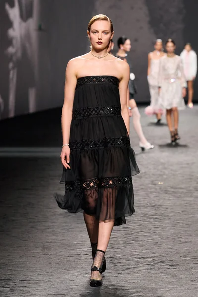 Look 65